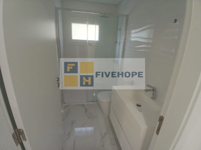 Moradia T4 para Venda em Antuzede e Vil de Matos Foto 15