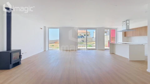 Moradia T4 para Venda em Mafra