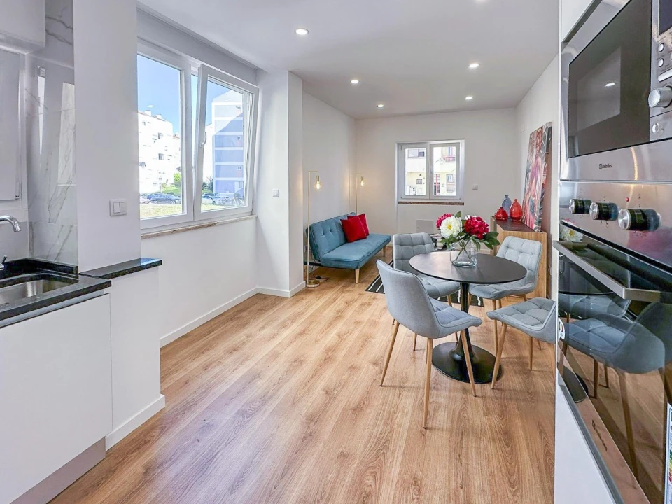 Apartamento T3 para Venda em Benfica Foto 3