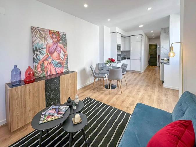 Apartamento T3 para Venda em Benfica Foto 1