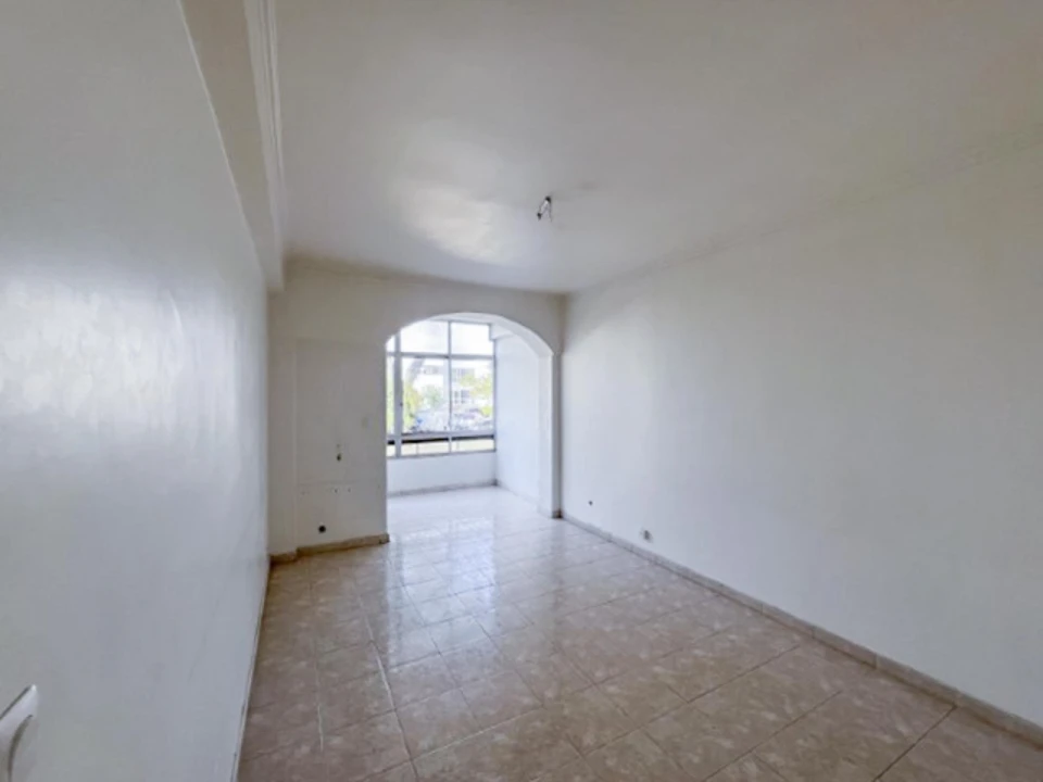 Apartamento T2 para Venda em Oeiras e São Julião da Barra, Paço de Arcos e Caxias Foto 3