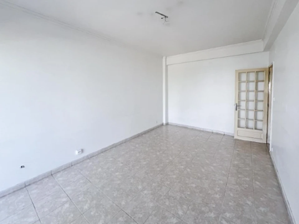 Apartamento T2 para Venda em Oeiras e São Julião da Barra, Paço de Arcos e Caxias Foto 4