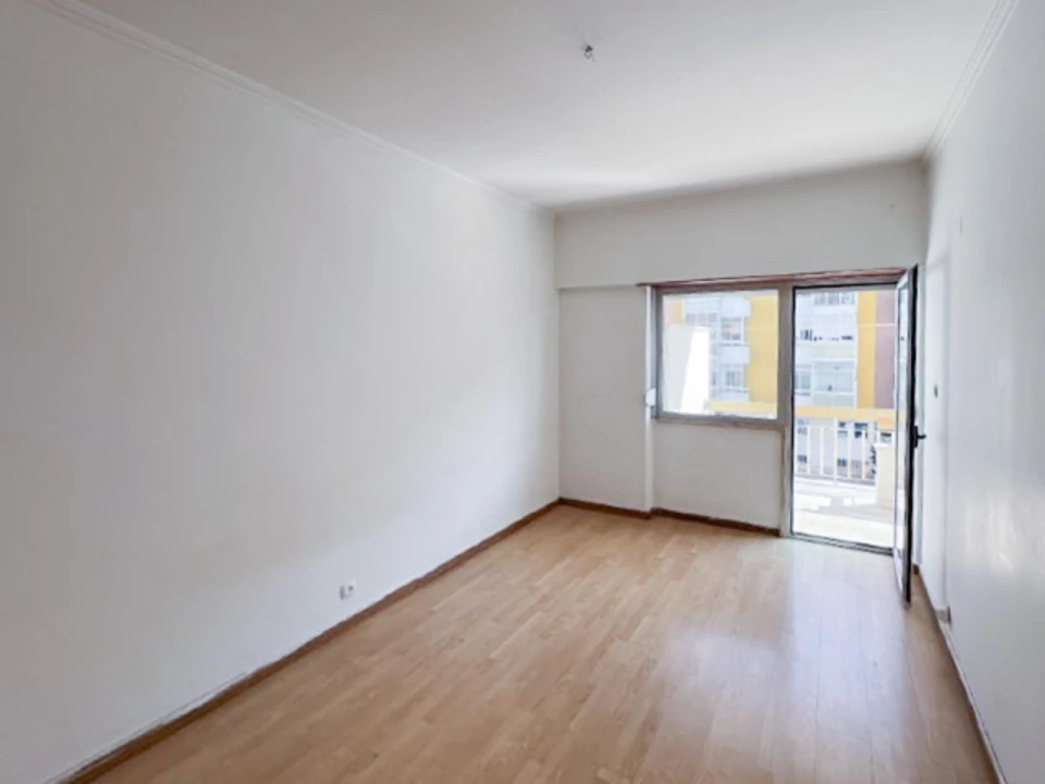 Apartamento T2 para Venda em Oeiras e São Julião da Barra, Paço de Arcos e Caxias Foto 7