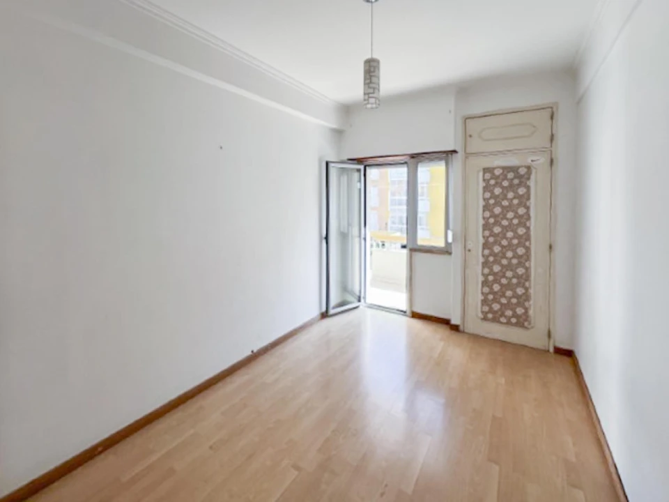 Apartamento T2 para Venda em Oeiras e São Julião da Barra, Paço de Arcos e Caxias Foto 11