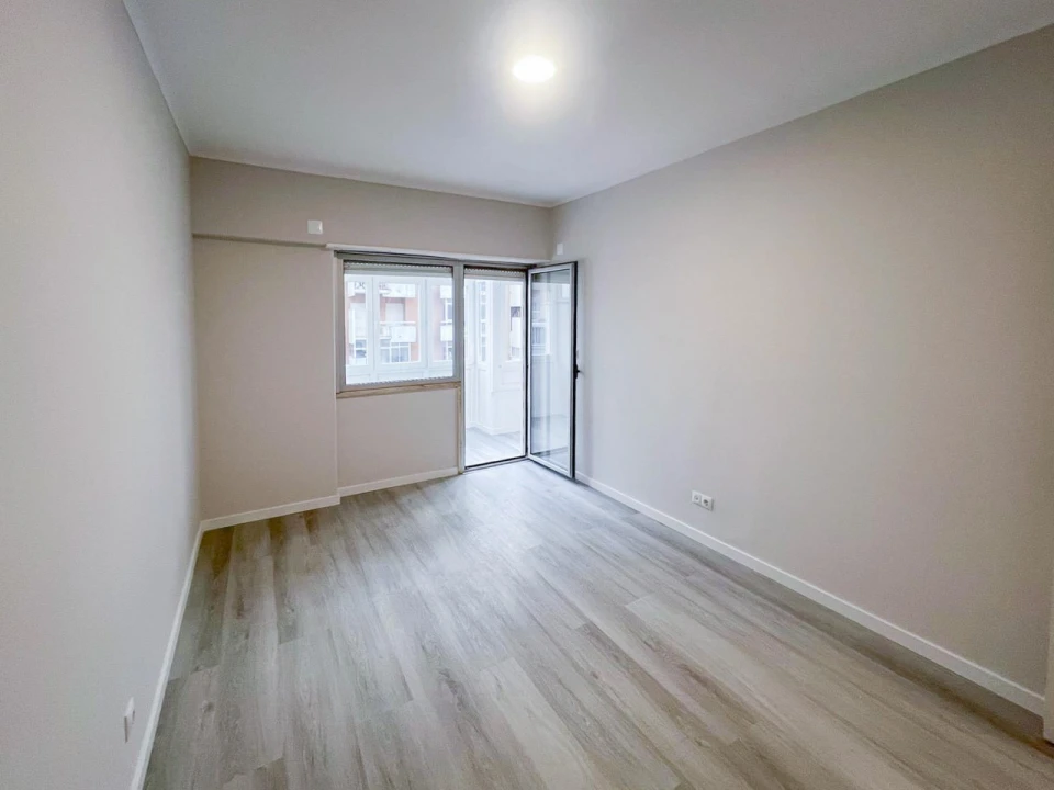 Apartamento T2 para Venda em Oeiras e São Julião da Barra, Paço de Arcos e Caxias Foto 9
