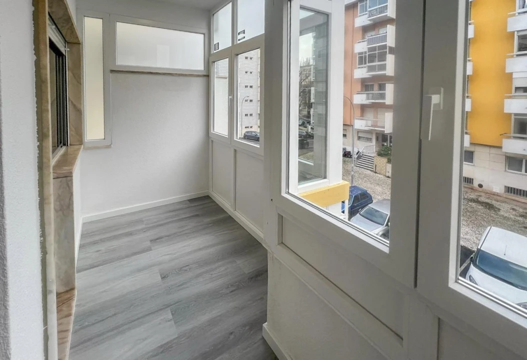 Apartamento T2 para Venda em Oeiras e São Julião da Barra, Paço de Arcos e Caxias Foto 14
