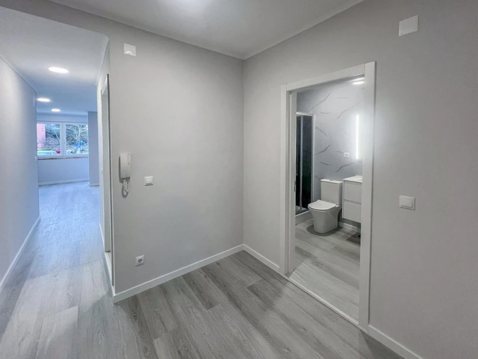 Apartamento T2 para Venda em Oeiras e São Julião da Barra, Paço de Arcos e Caxias Foto 3