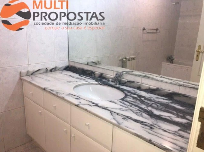 Apartamento T2 para Venda em Braga (São José de São Lázaro e São João do Souto) Foto 19