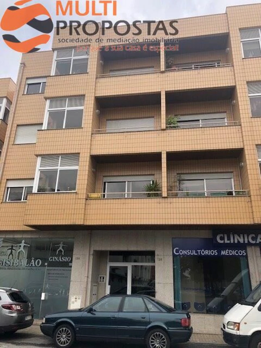 Apartamento T2 para Venda em Braga (São José de São Lázaro e São João do Souto) Foto 2