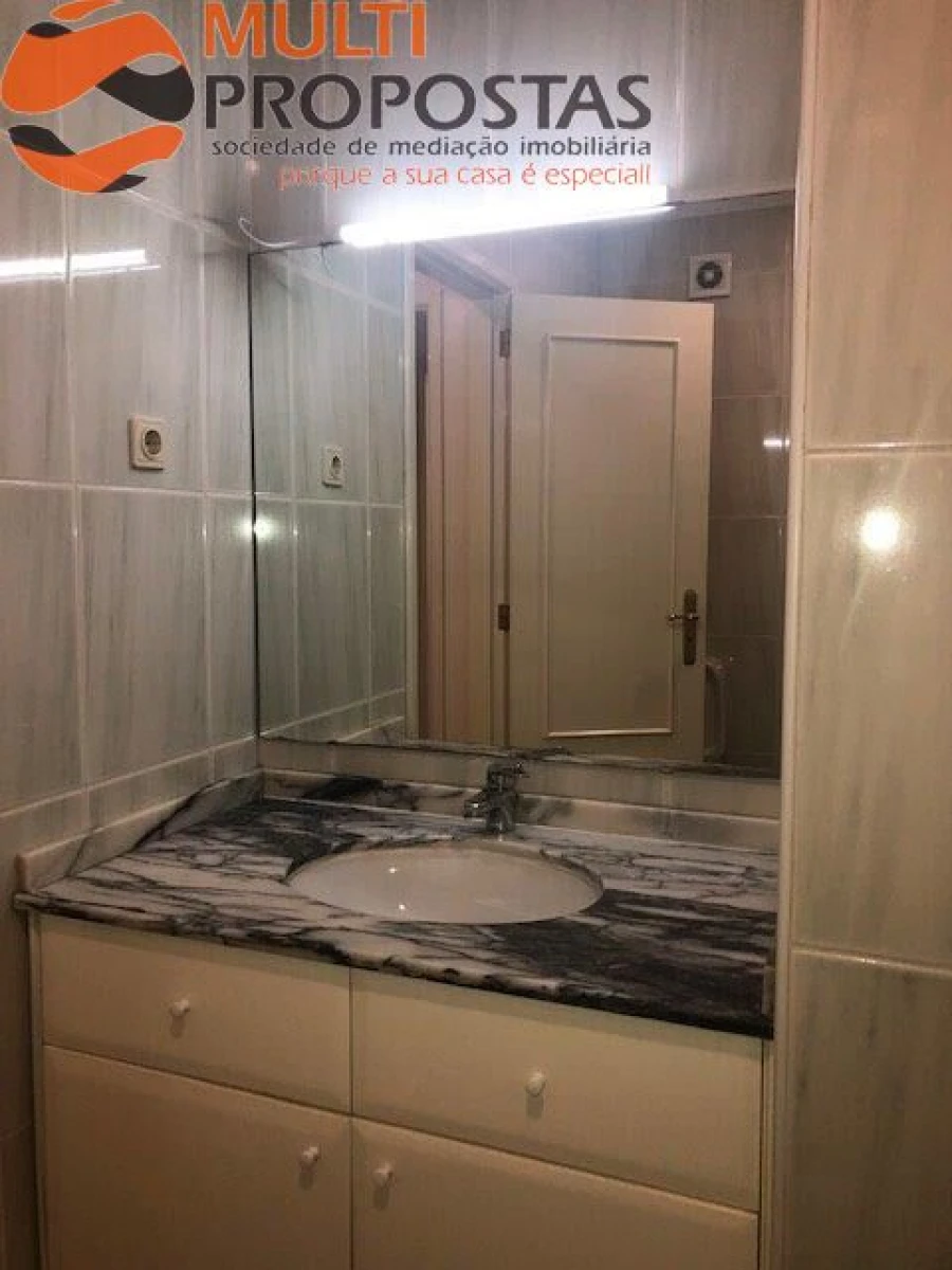 Apartamento T2 para Venda em Braga (São José de São Lázaro e São João do Souto) Foto 26