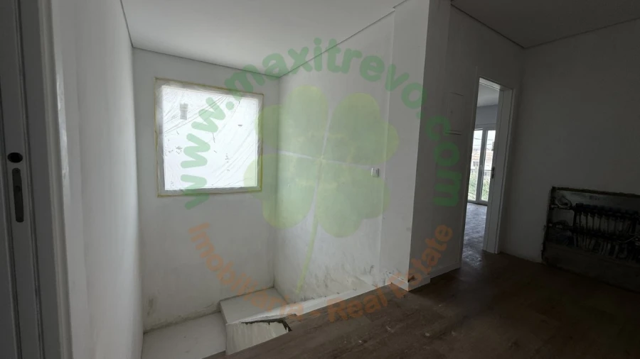 Moradia T4 para Venda em Charneca de Caparica e Sobreda Foto 13
