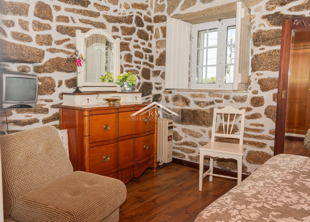 Moradia T3 para Venda em Friestas Foto 21