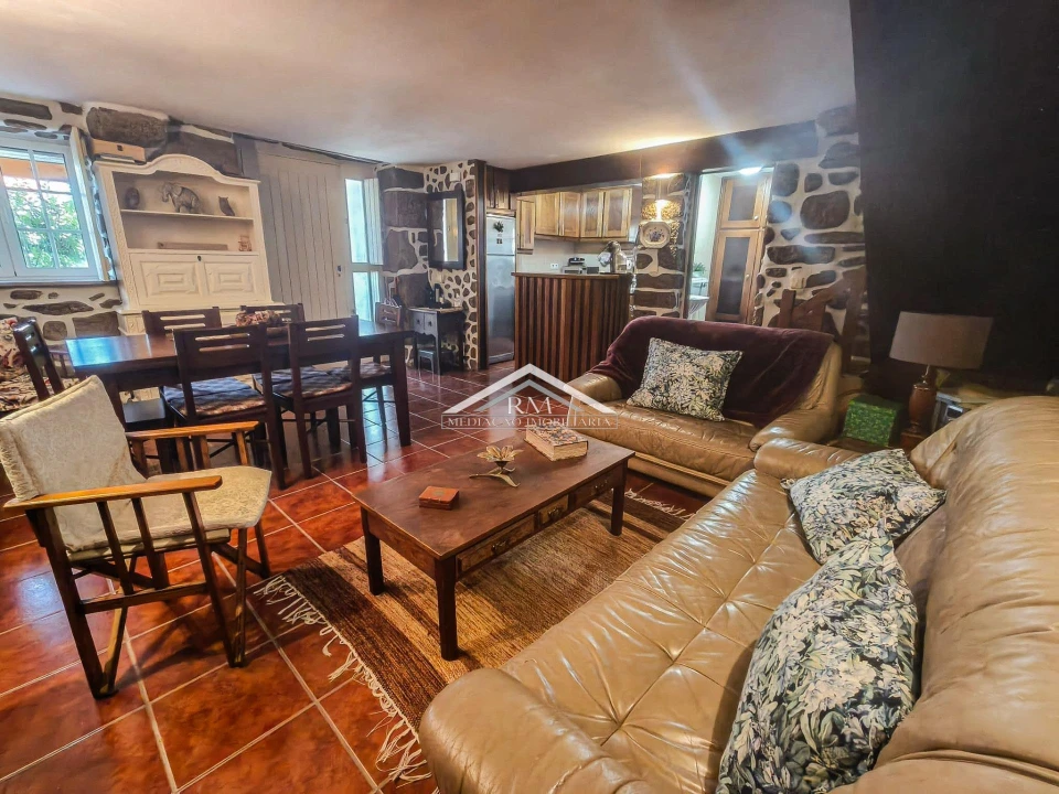 Moradia T3 para Venda em Friestas Foto 8