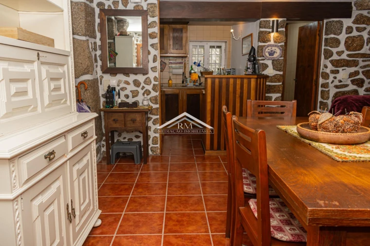 Moradia T3 para Venda em Friestas Foto 9