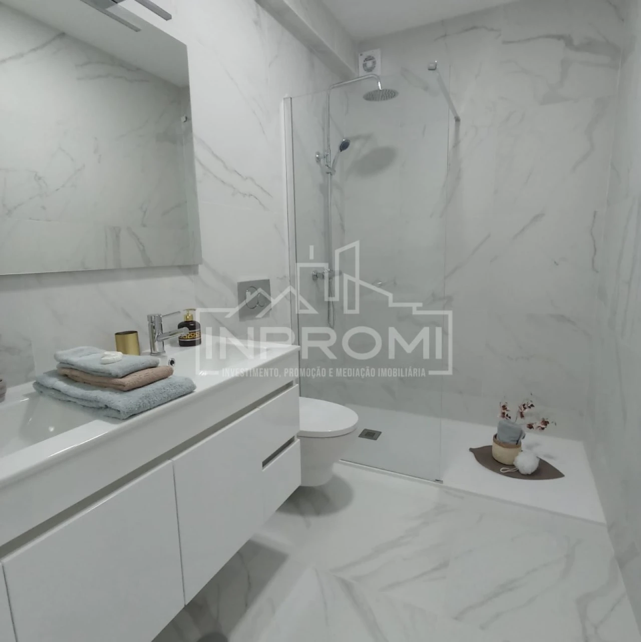 Apartamento T3 para Venda em Benfica Foto 11