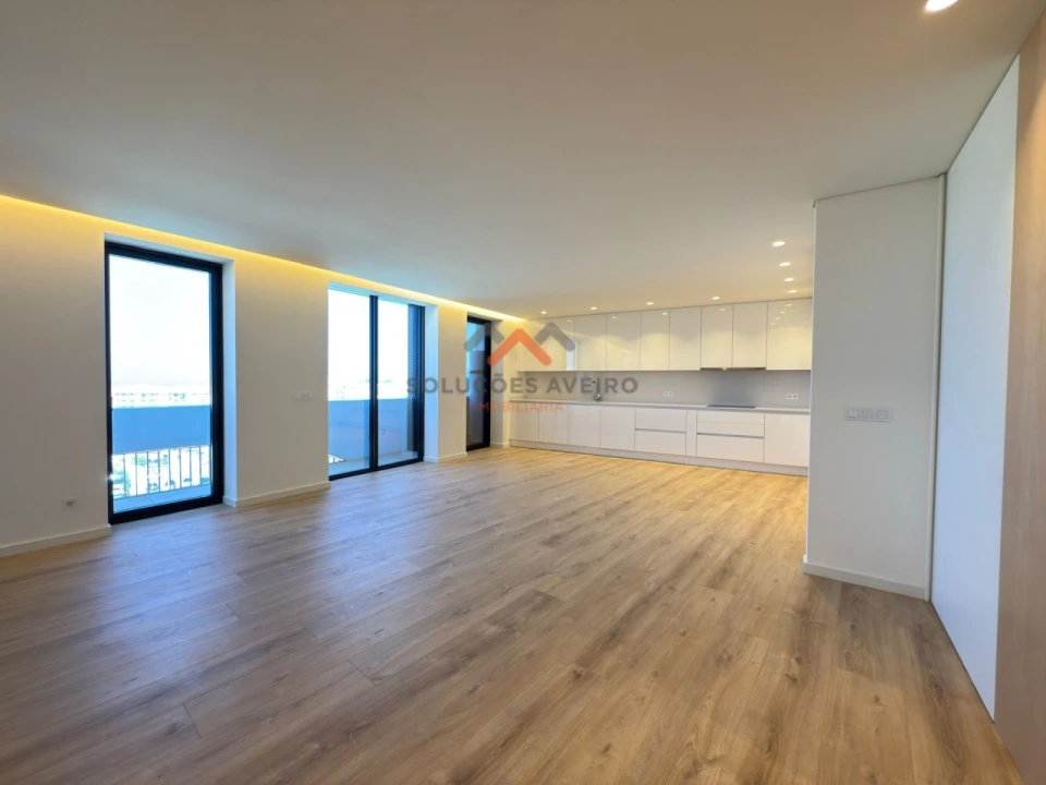 Apartamento T3 para Venda em Esgueira Foto 7