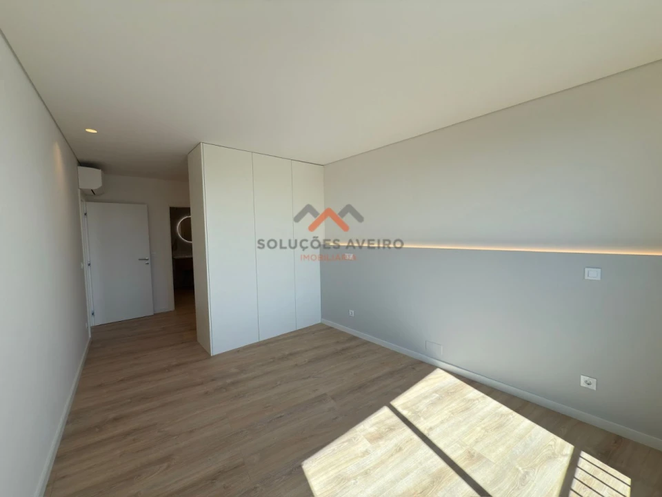 Apartamento T3 para Venda em Esgueira Foto 19