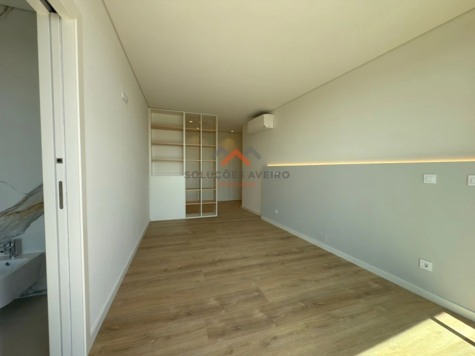 Apartamento T3 para Venda em Esgueira Foto 31