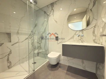 Apartamento T3 para Venda em Esgueira