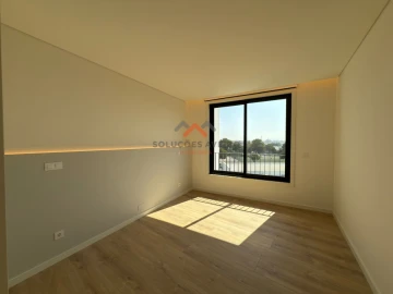 Apartamento T3 para Venda em Esgueira