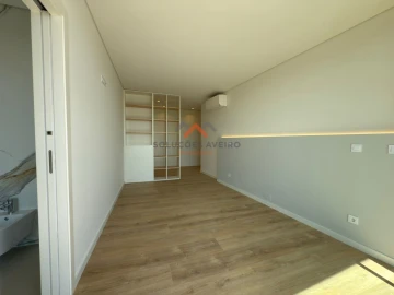 Apartamento T3 para Venda em Esgueira