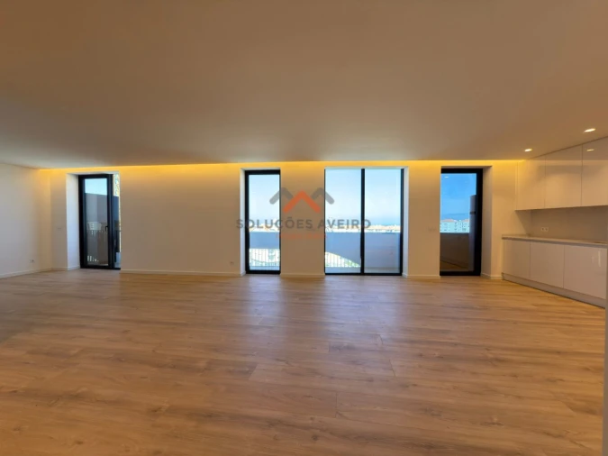 Apartamento T3 para Venda em Esgueira Foto 8