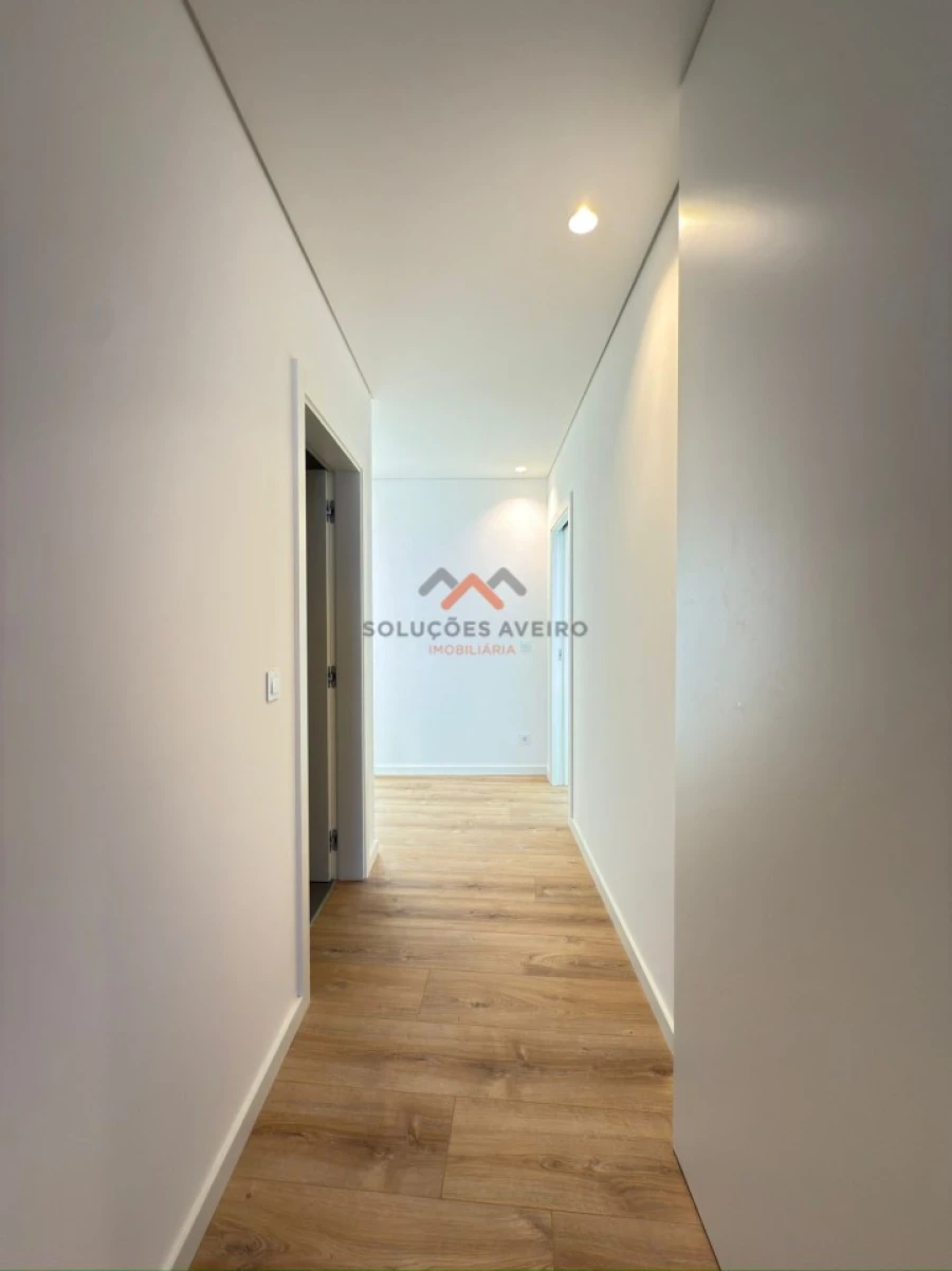 Apartamento T3 para Venda em Esgueira Foto 12