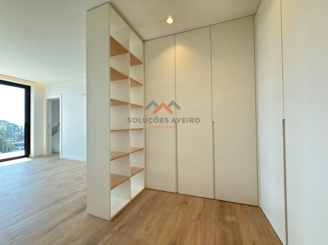 Apartamento T3 para Venda em Esgueira Foto 32