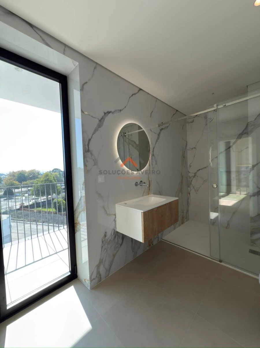 Apartamento T3 para Venda em Esgueira Foto 35