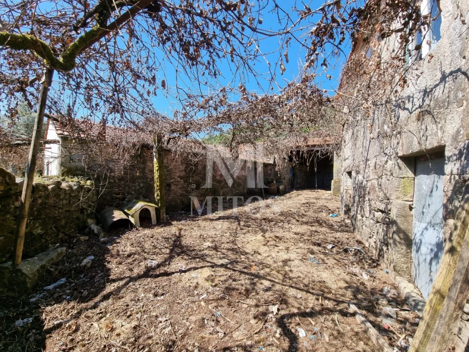 Moradia T3 para Venda em Covas Foto 12