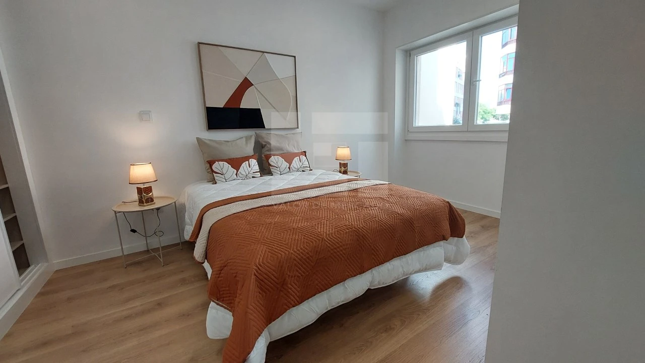 Apartamento T3 para Venda em Benfica Foto 7