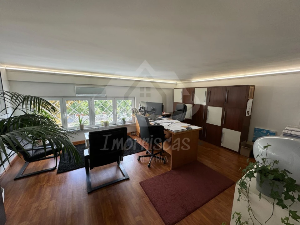 Armazém para Venda em Póvoa de Santa Iria e Forte da Casa Foto 15