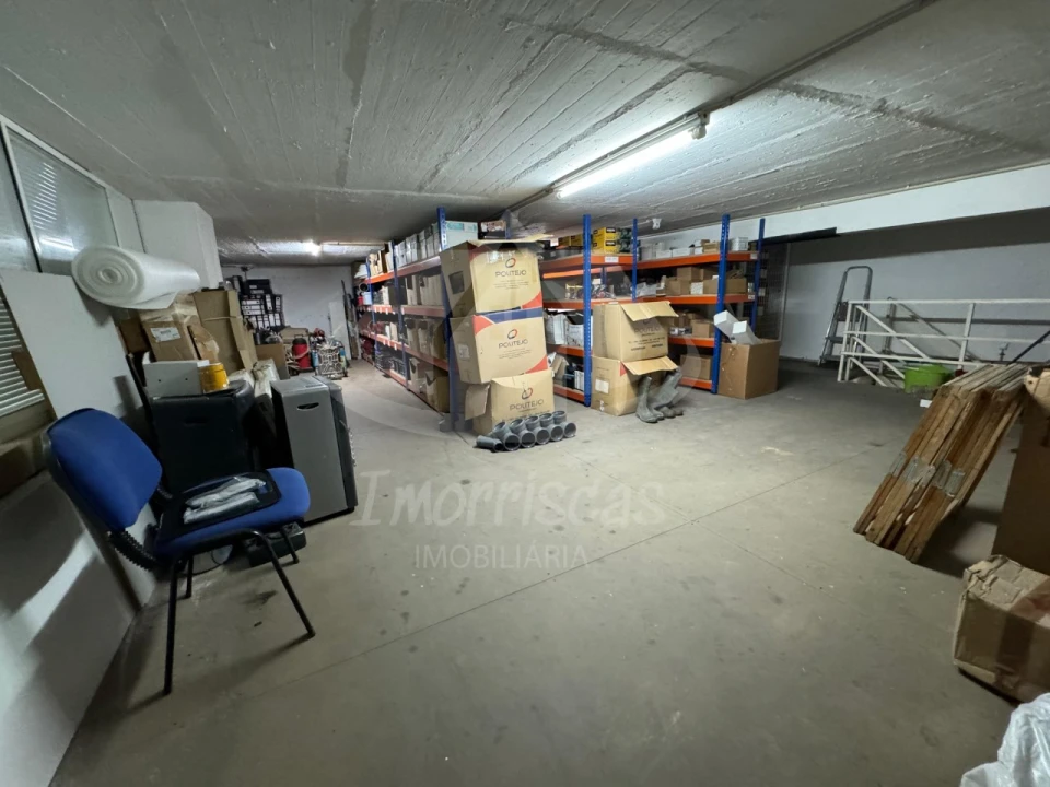 Armazém para Venda em Póvoa de Santa Iria e Forte da Casa Foto 23