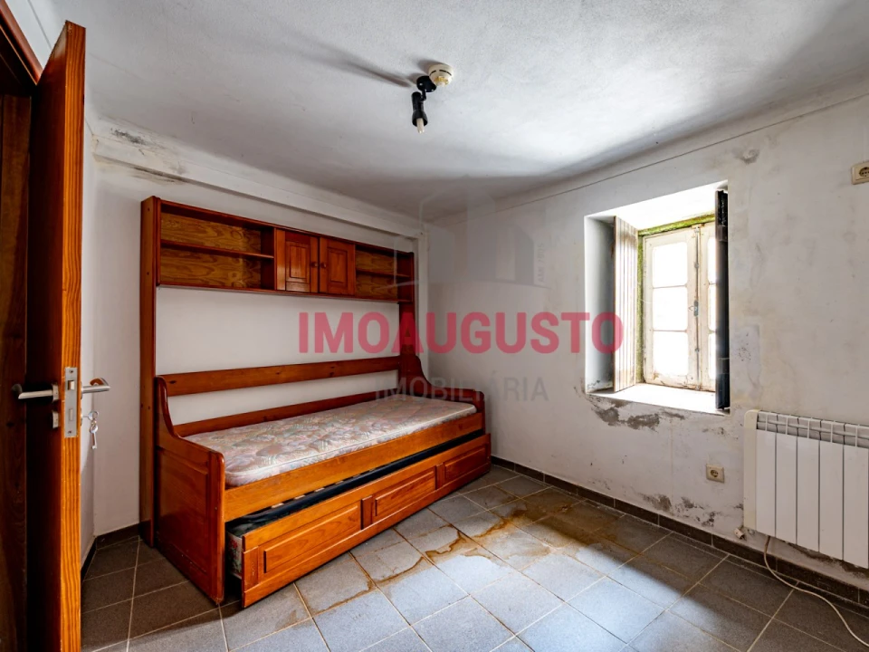 Moradia T3 para Venda em Folgosinho Foto 10