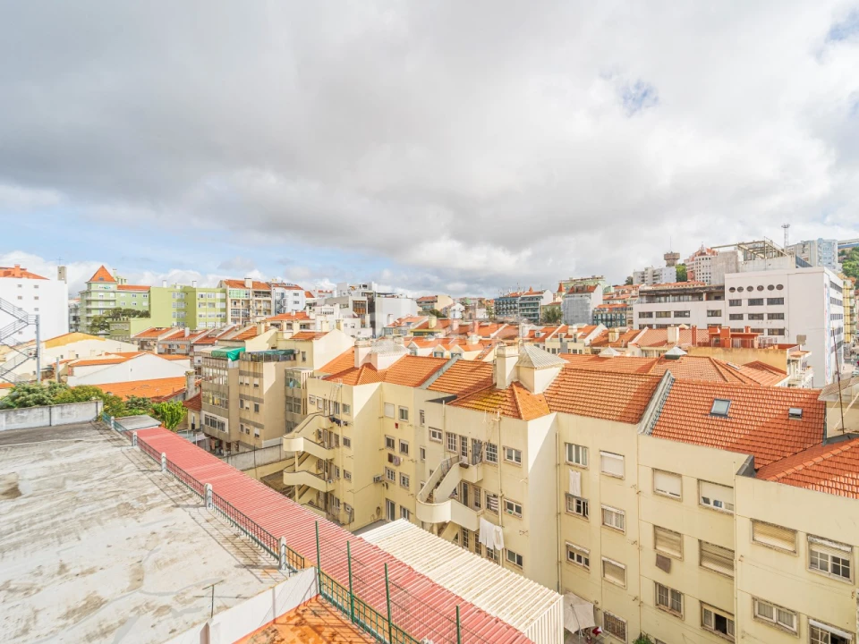 Apartamento T4 para Venda em Arroios Foto 12