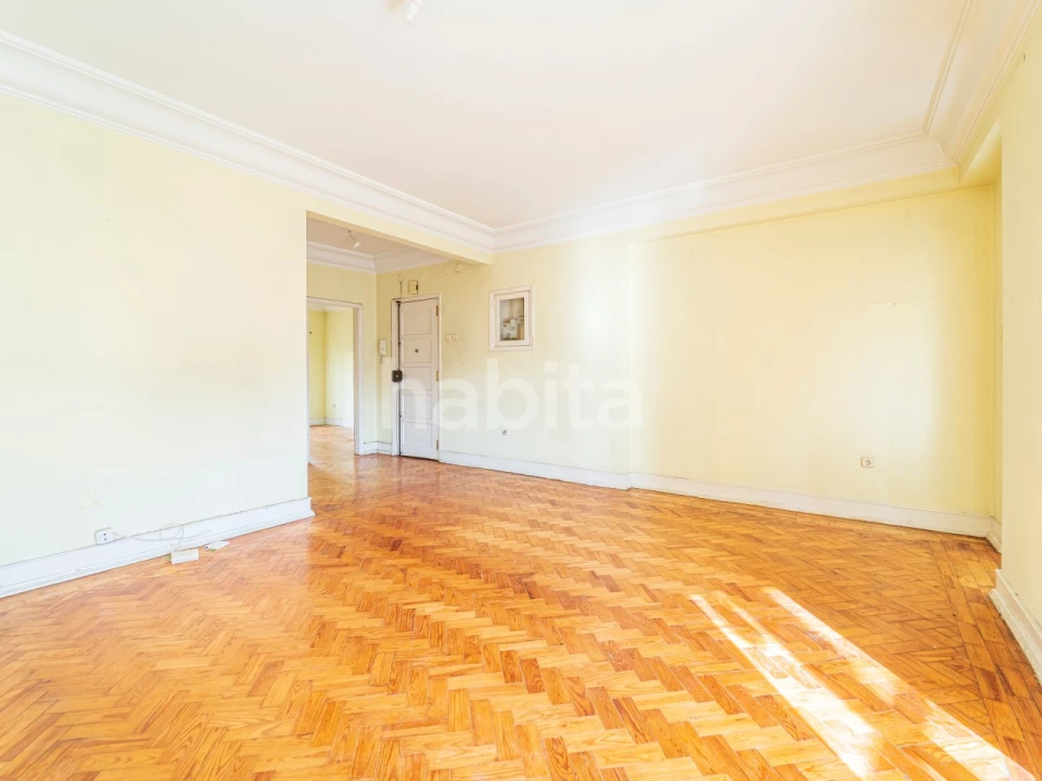 Apartamento T4 para Venda em Arroios Foto 17