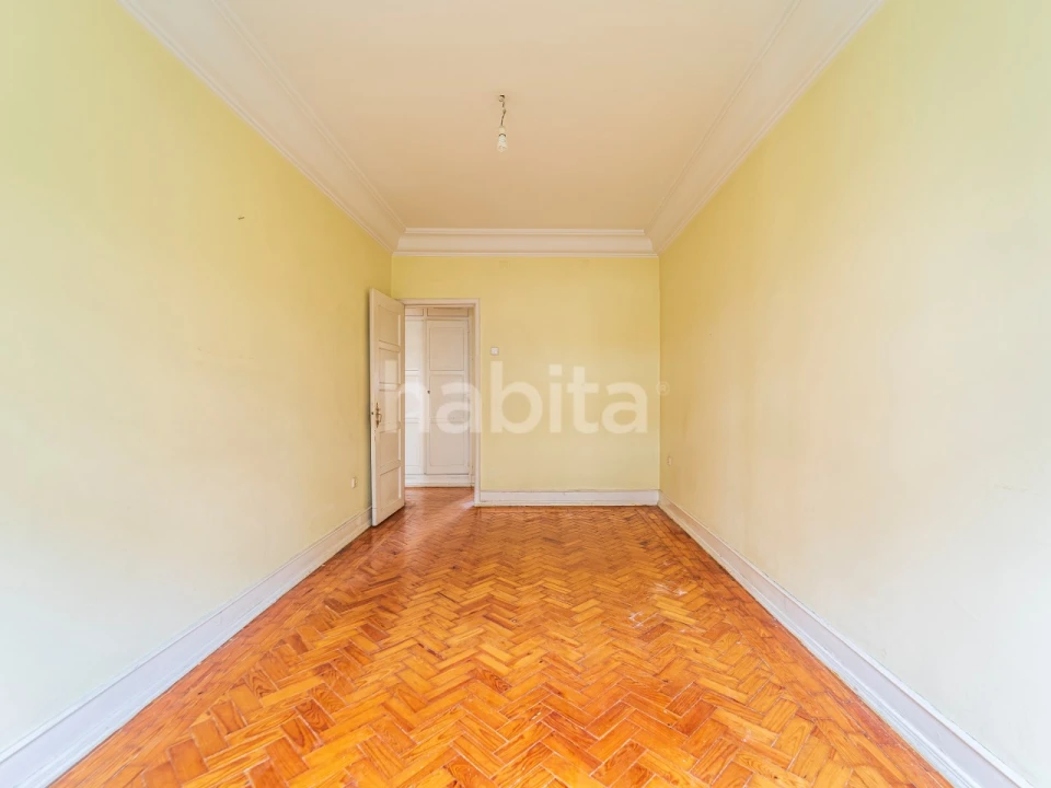 Apartamento T4 para Venda em Arroios Foto 6