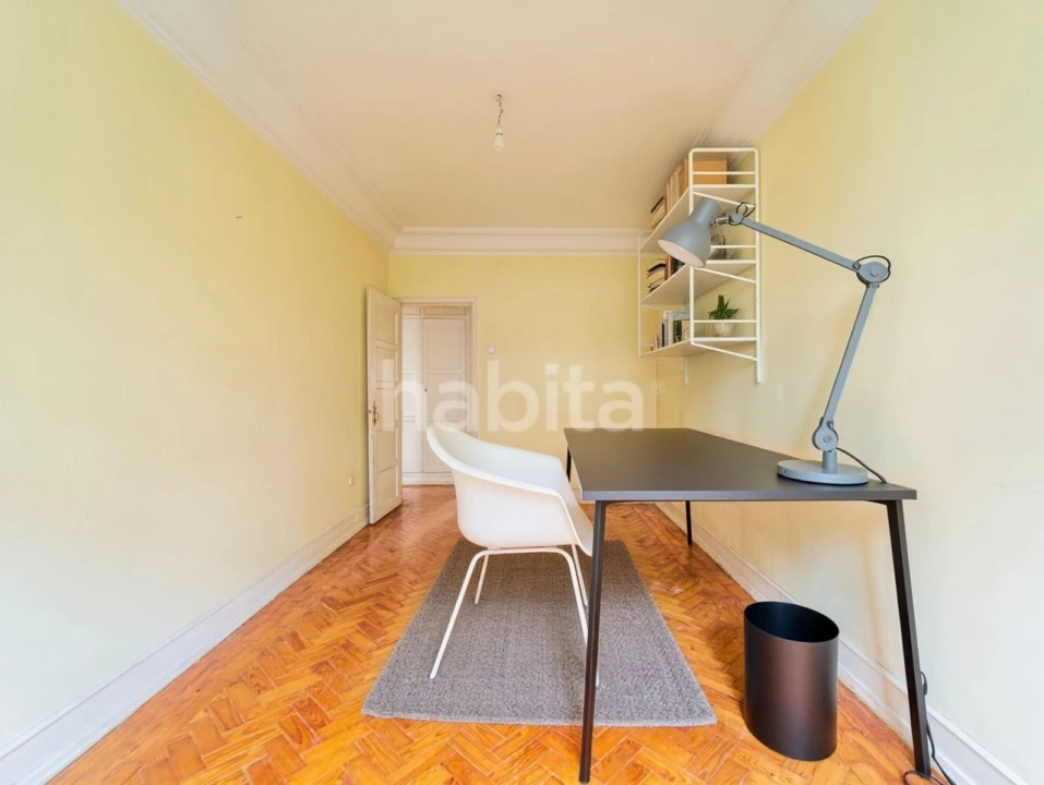 Apartamento T4 para Venda em Arroios Foto 5