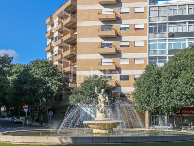 Apartamento T4 para Venda em Arroios Foto 31