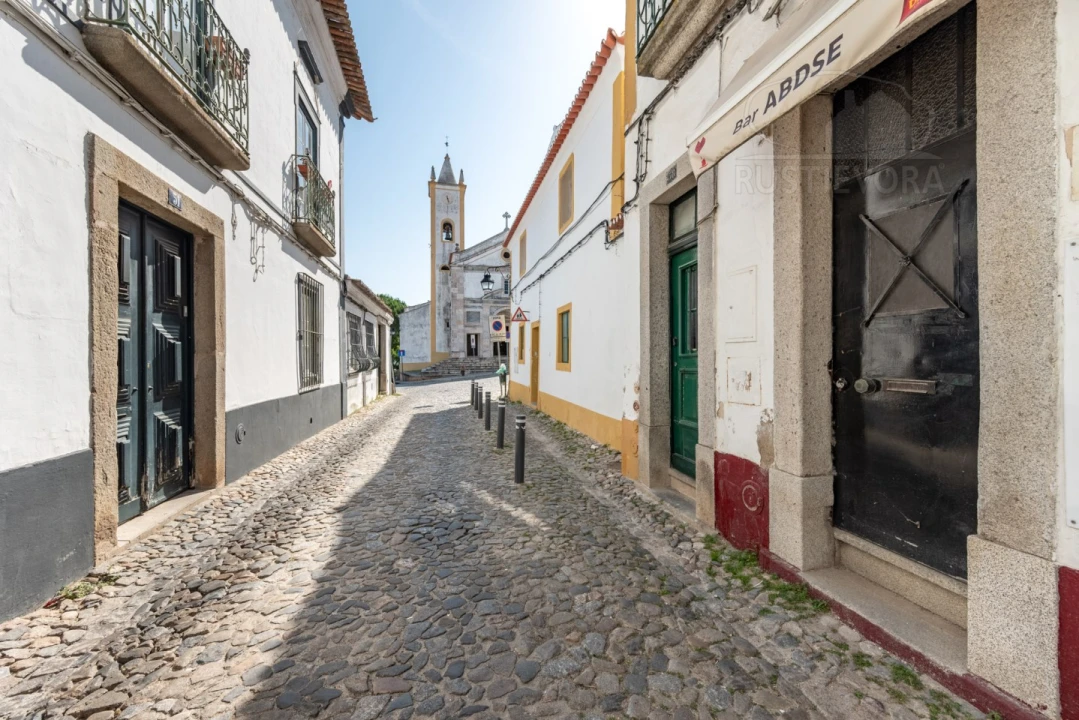 Apartamento T2 para Venda em Évora (São Mamede, Sé, São Pedro e Santo Antão) Foto 14