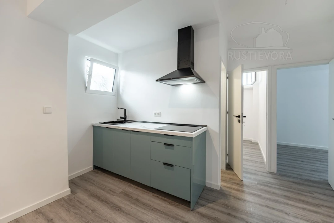 Apartamento T2 para Venda em Évora (São Mamede, Sé, São Pedro e Santo Antão) Foto 5