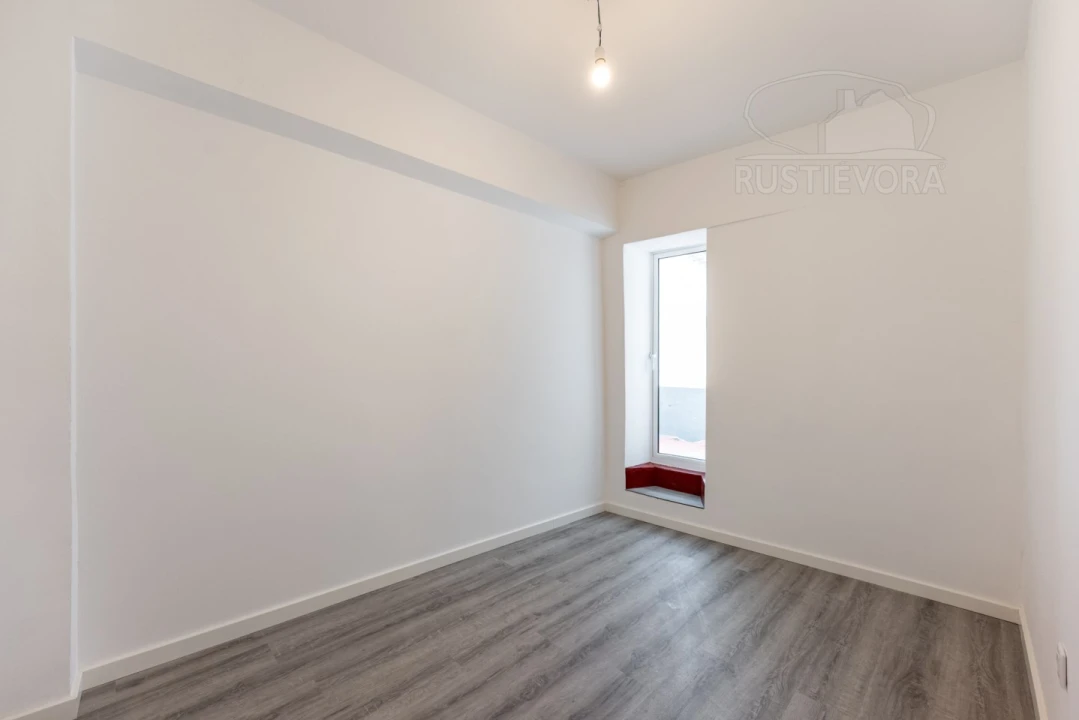 Apartamento T2 para Venda em Évora (São Mamede, Sé, São Pedro e Santo Antão) Foto 11