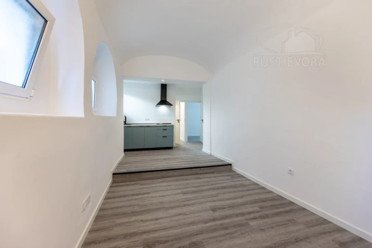 Apartamento T2 para Venda em Évora (São Mamede, Sé, São Pedro e Santo Antão) Foto 4