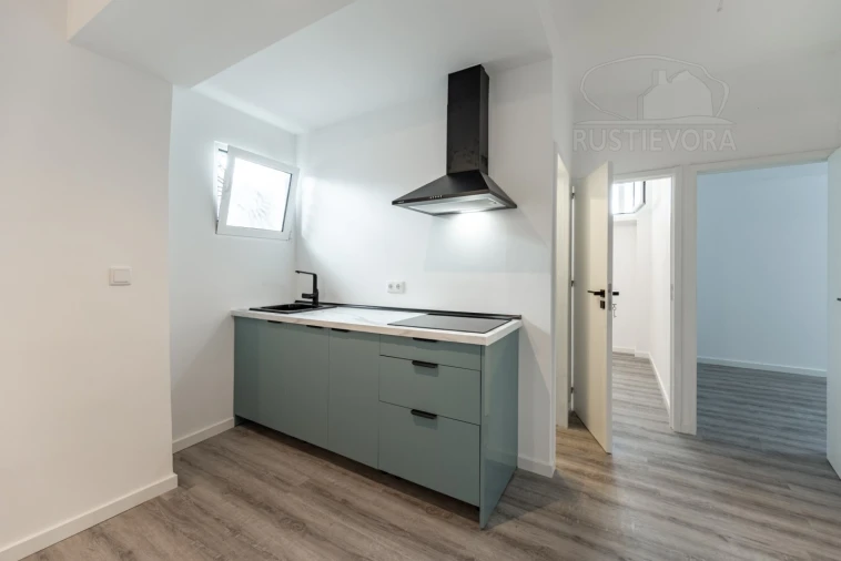 Apartamento T2 para Venda em Évora (São Mamede, Sé, São Pedro e Santo Antão) Foto 5