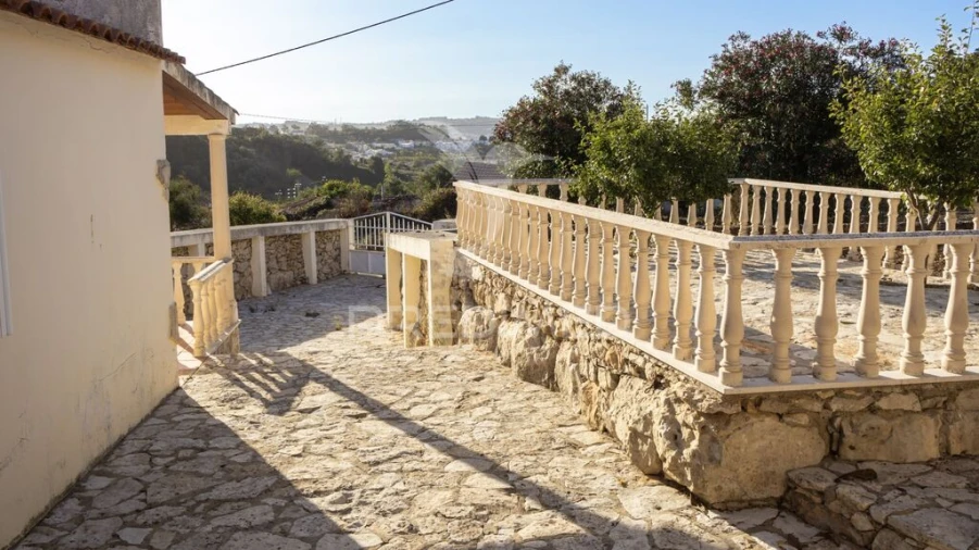 Moradia T2 para Venda em Alcobaça e Vestiaria Foto 9