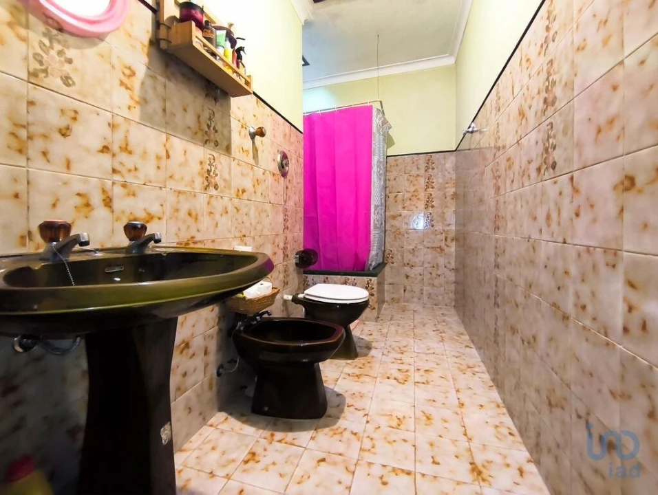 Moradia T3 para Venda em Darque Foto 6