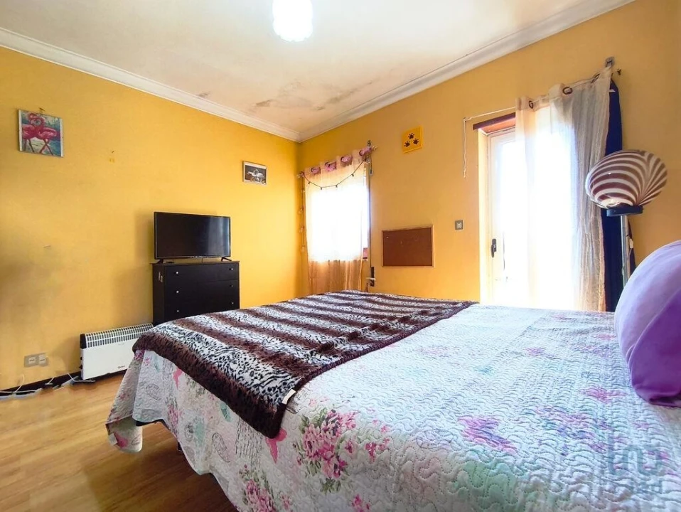 Moradia T3 para Venda em Darque Foto 4