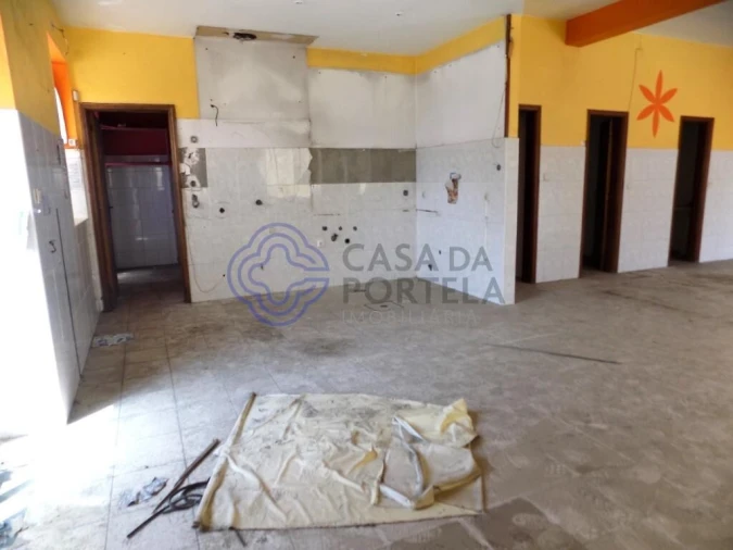 Moradia T10 para Venda em Anta e Guetim Foto 10