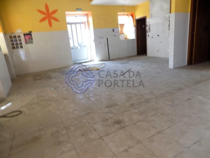 Moradia T10 para Venda em Anta e Guetim Foto 8