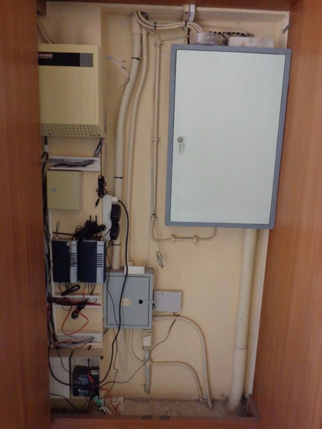 Armazém para Venda em Serzedo e Perosinho Foto 23